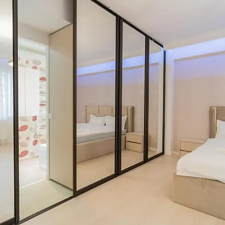 Apartment Huge Luxury Flat With 3br - Pool & Gym *