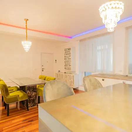 Apartment Huge Luxury Flat With 3br - Pool & Gym