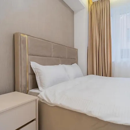 Huge Luxury Flat With 3br - Pool & Gym